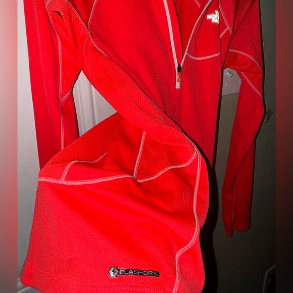 The North Face Activewear Jacket Half Zip Bright Red Sz XS EUC - Picture 4 of 7